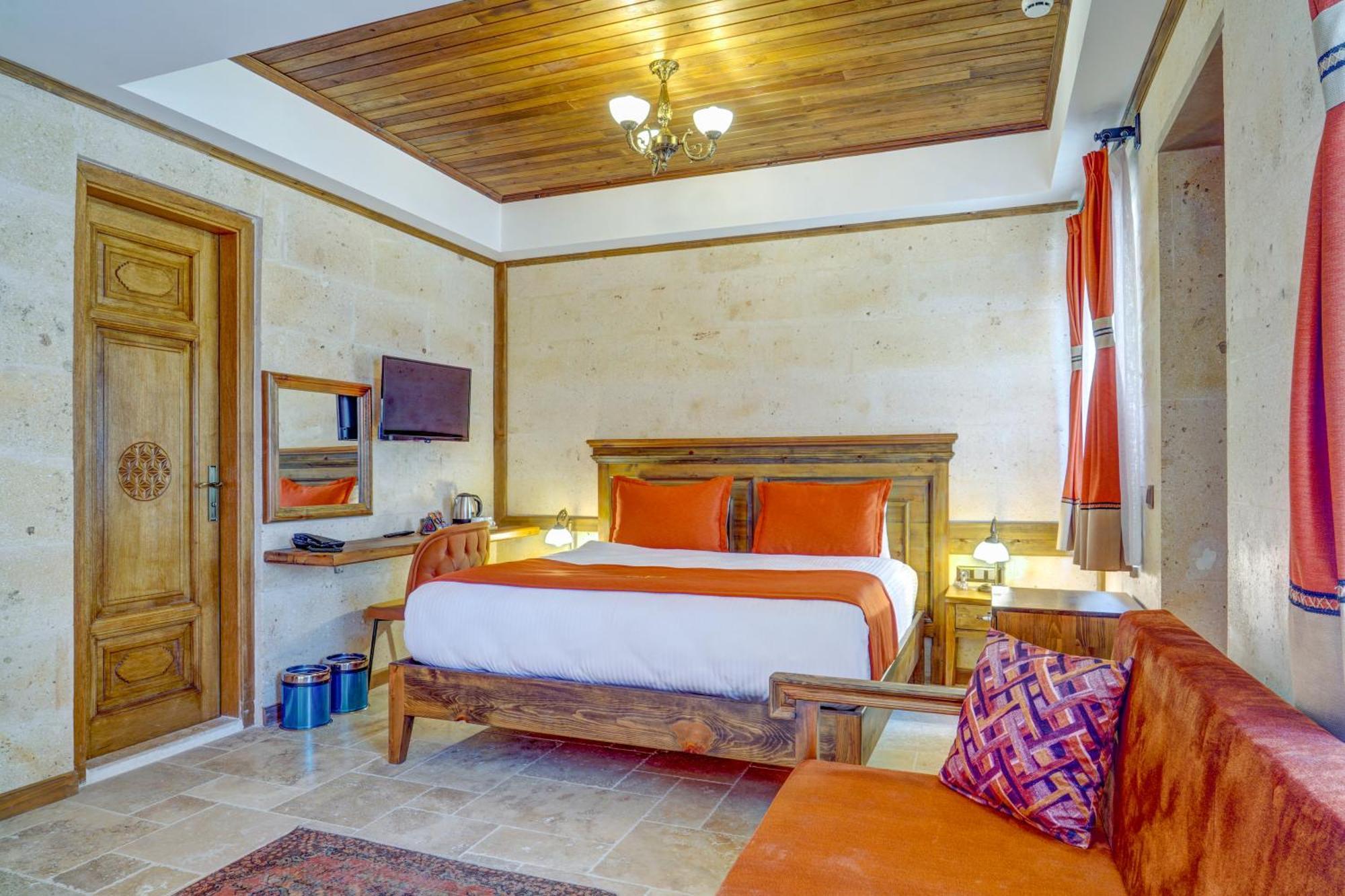 Unique Cappadocia Palace Göreme Exterior foto